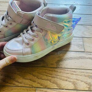 Disney Barbie girls wing gym shoes size 2.5